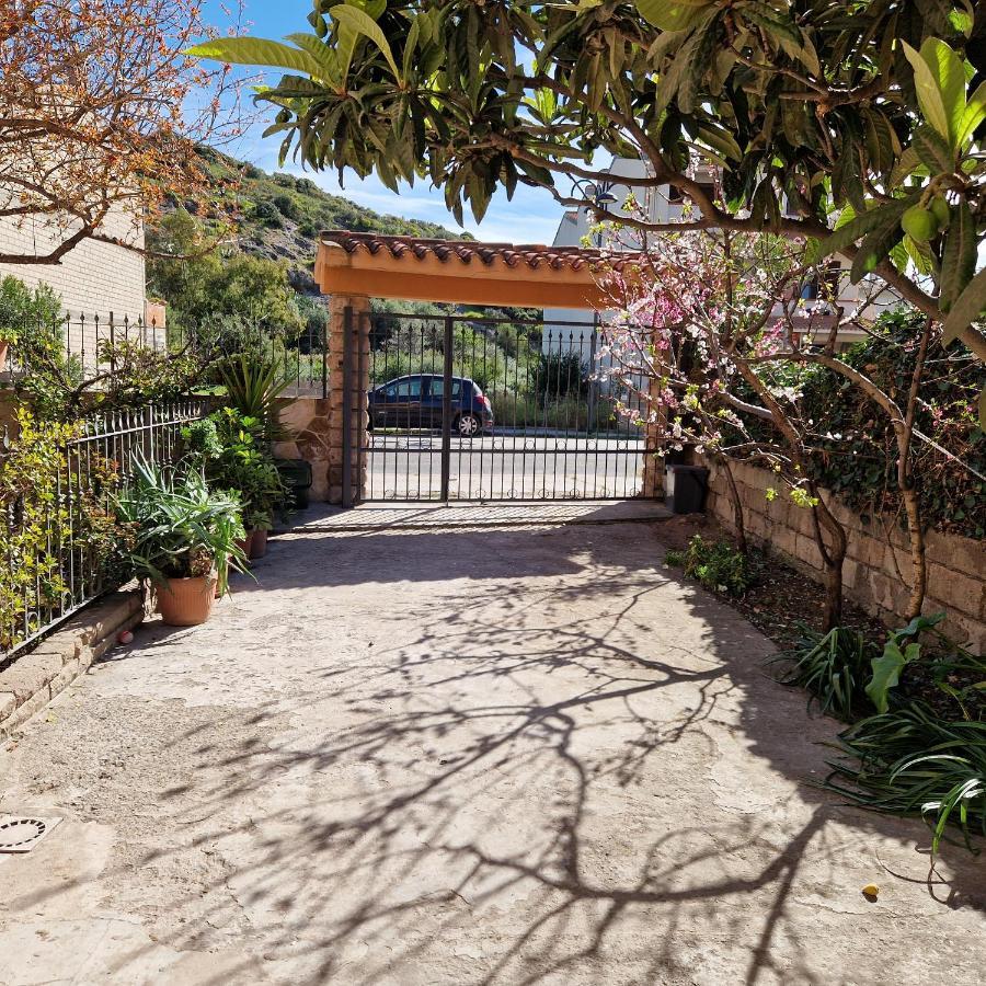 Appartamento Casa Vostra Bosa Esterno foto