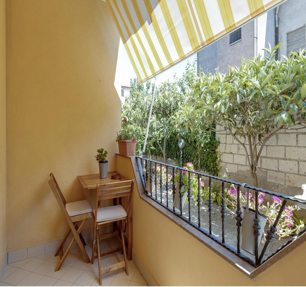 Appartamento Casa Vostra Bosa Esterno foto